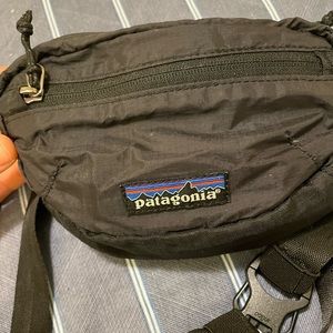 Patagonia Black Mini Hip Pack Sealed Package